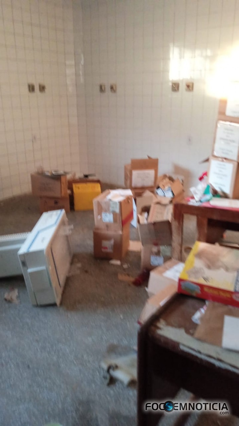 PASSADO 15 MESES OBRA DA REFORMA DO HOSPITAL DA CRIAN&Ccedil;A EM ARIQUEMES N&Atilde;O PASSOU DE PROMESSA