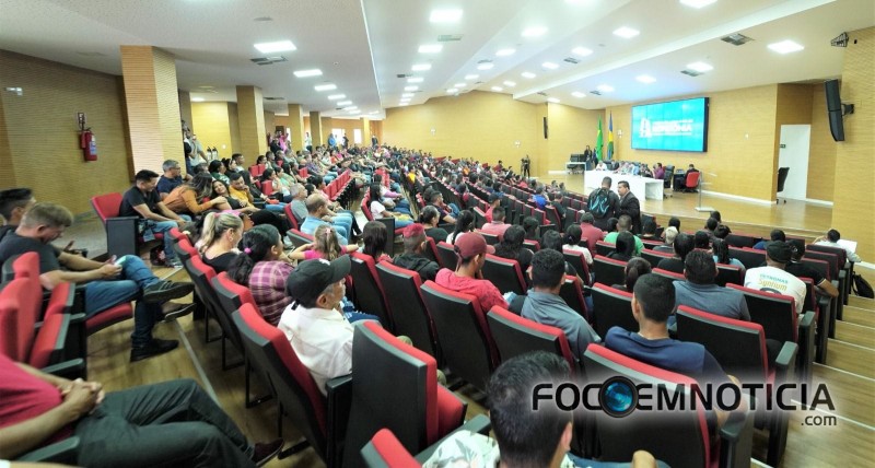 ALEX REDANO SE RE&Uacute;NE COM GARIMPEIROS E DIZ QUE ESTADO PERDE 60 MILH&Otilde;ES/M&Ecirc;S COM PROIBI&Ccedil;&Atilde;O