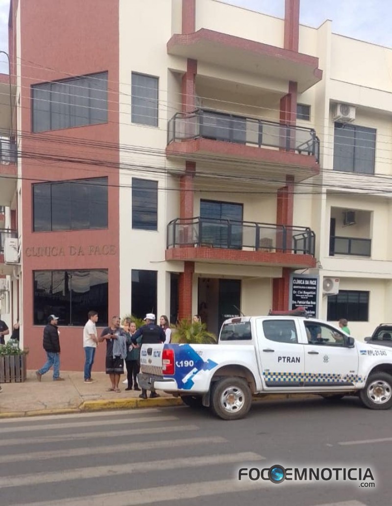 DENTISTA &Eacute; EXECUTADO &Agrave; TIROS DENTRO DO CONSULT&Oacute;RIO POR SUPOSTO PACIENTE