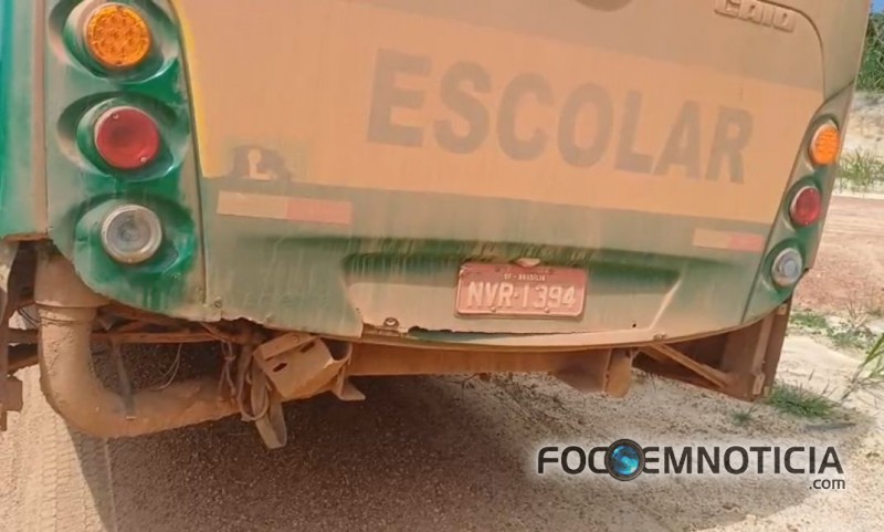 &Ocirc;NIBUS VELHOS, CONTRATO DE 24 MILH&Otilde;ES DE REAIS, PAIS DE ALUNOS PEDEM SOCORRO EM MACHADINHO