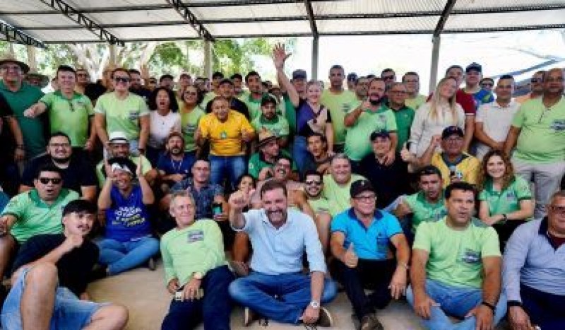 HILDON PERCORRE VALE DO JAMARI, SE RE&Uacute;NE COM LIDERAN&Ccedil;AS E CONFIRMA PR&Eacute; - CANDIDATURA AO GOVERNO