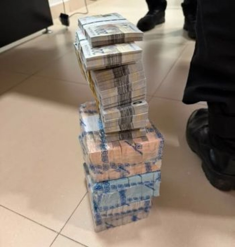 PF DEFLAGRA OPERA&Ccedil;&Atilde;O REDUTO EM ARIQUEMES E NA ALE, 11 AFASTAMENTOS E 02 PRIS&Otilde;ES